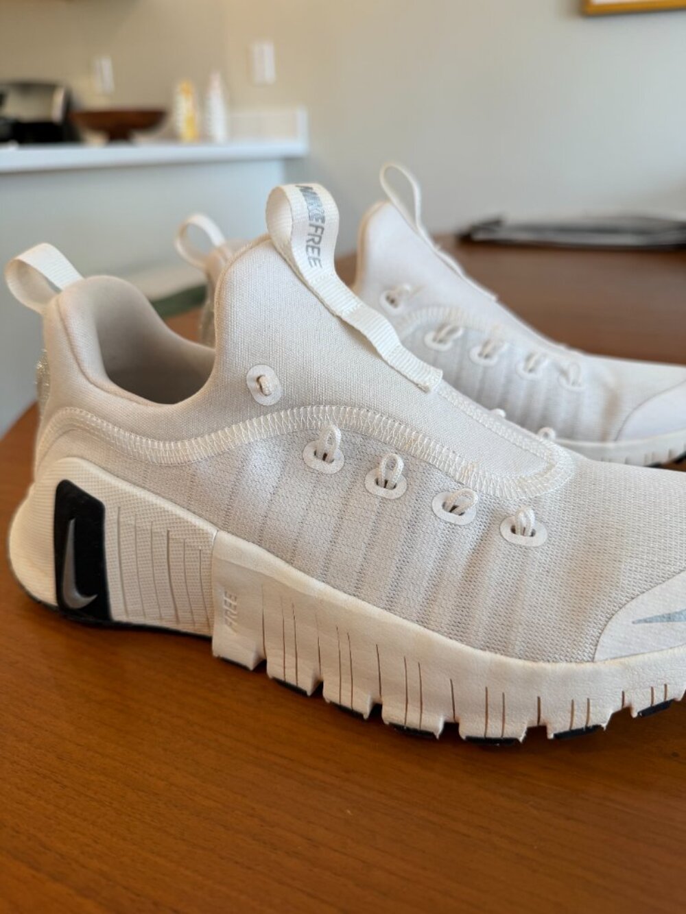 Nike Free Metcon 6 Shoes - White/Silver - Picture 4 of 7